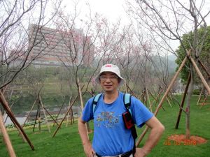 诗人在广州市民公园