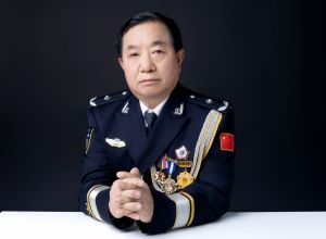 作者近照 作者近照