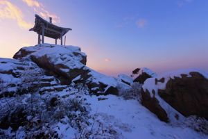 东林山望京楼雪景